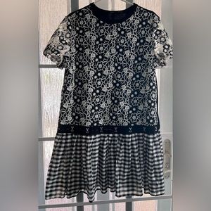 Beautiful embroiled mini dress.